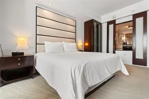 4391 Collins Avenue Miami Beach FL 33140