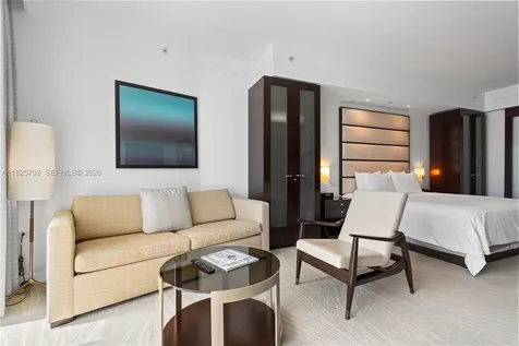 4391 Collins Avenue Miami Beach FL 33140