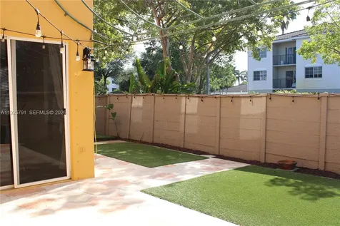 10866 NW 51st Lane Doral FL 33178