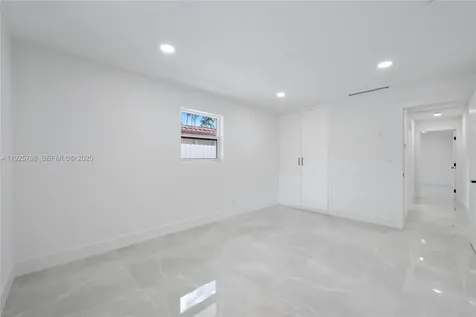 1218 Lincoln Street Hollywood FL 33019