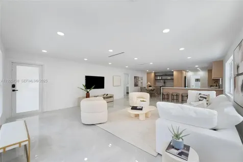 1218 Lincoln Street Hollywood FL 33019