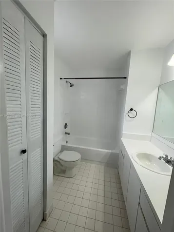3375 W 76th Street Hialeah FL 33018