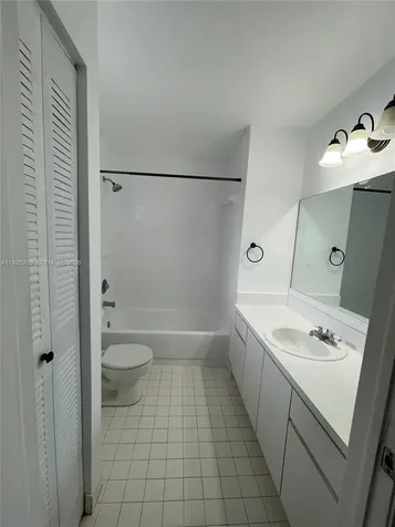 3375 W 76th Street Hialeah FL 33018