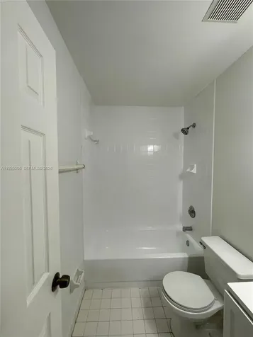 3375 W 76th Street Hialeah FL 33018