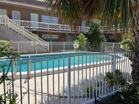 241 SE 9th Avenue Pompano Beach FL 33060