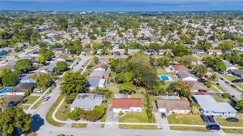 8221 SW 10th Street North Lauderdale FL 33068