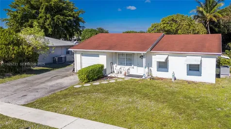 8221 SW 10th Street North Lauderdale FL 33068
