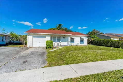 8221 SW 10th Street North Lauderdale FL 33068