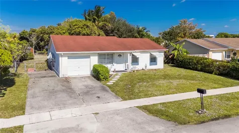 8221 SW 10th Street North Lauderdale FL 33068