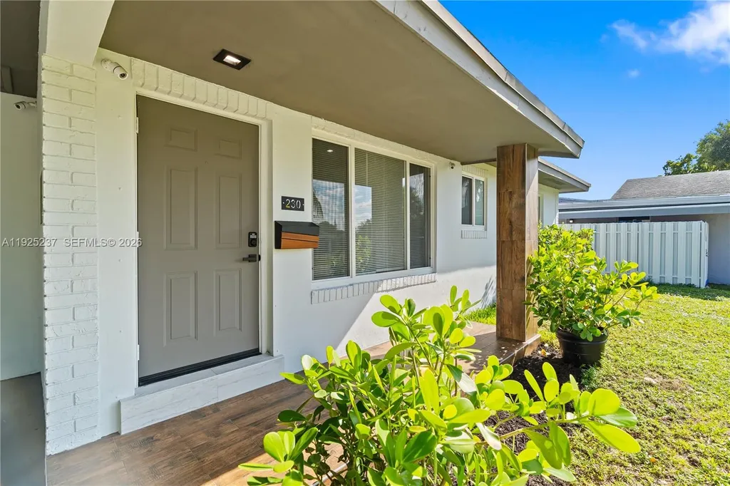 230 SW 29th Avenue Fort Lauderdale FL 33312