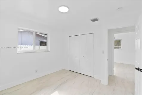 230 SW 29th Avenue Fort Lauderdale FL 33312