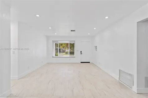 230 SW 29th Avenue Fort Lauderdale FL 33312