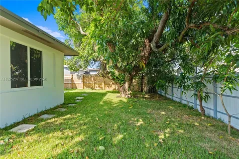 230 SW 29th Avenue Fort Lauderdale FL 33312