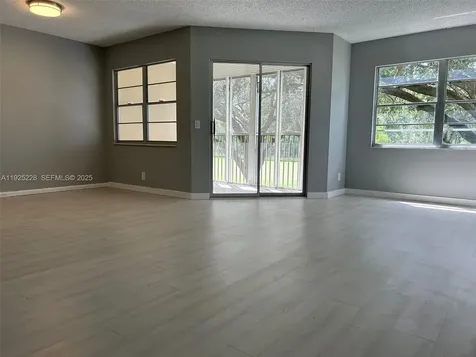 1000 SW 125th Avenue Pembroke Pines FL 33027