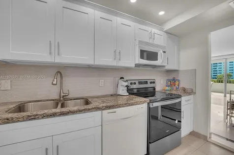 177 Ocean Lane Drive Key Biscayne FL 33149