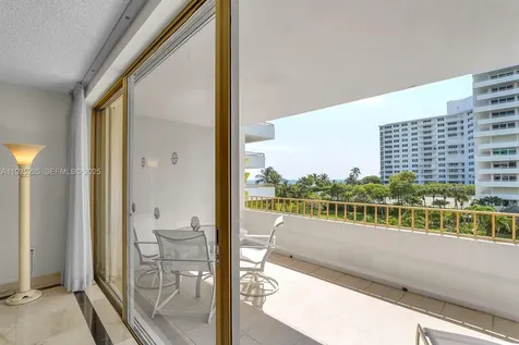 177 Ocean Lane Drive Key Biscayne FL 33149