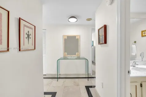 177 Ocean Lane Drive Key Biscayne FL 33149