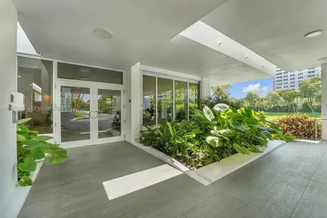 177 Ocean Lane Drive Key Biscayne FL 33149