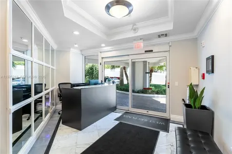 1688 West Avenue Miami Beach FL 33139