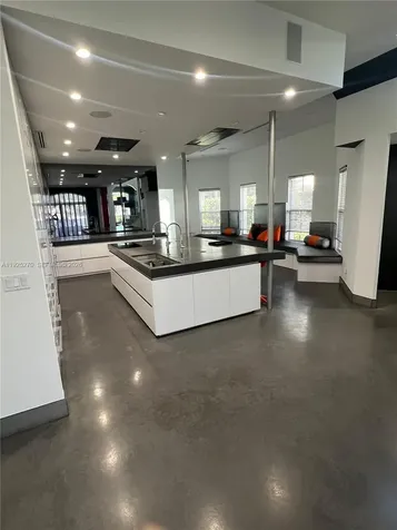 21025 NE 38th Avenue Aventura FL 33180