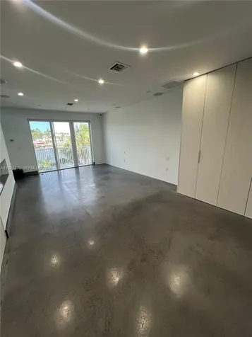 21025 NE 38th Avenue Aventura FL 33180