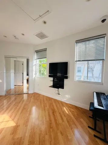 21025 NE 38th Avenue Aventura FL 33180