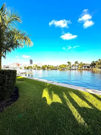 21025 NE 38th Avenue Aventura FL 33180