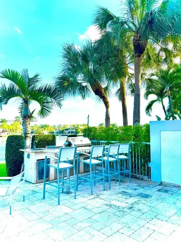 21025 NE 38th Avenue Aventura FL 33180