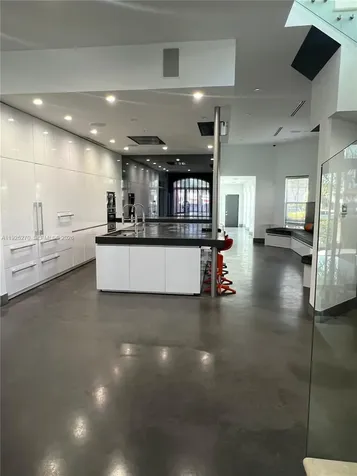 21025 NE 38th Avenue Aventura FL 33180