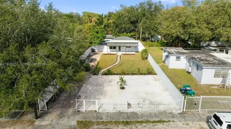 2285 NW 89th Street Miami FL 33147