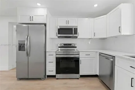 2285 NW 89th Street Miami FL 33147