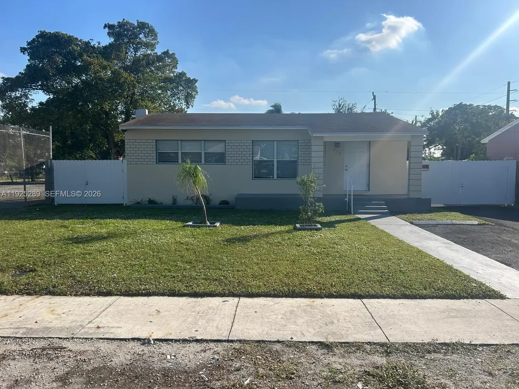 806 NW 18th Street Fort Lauderdale FL 33311