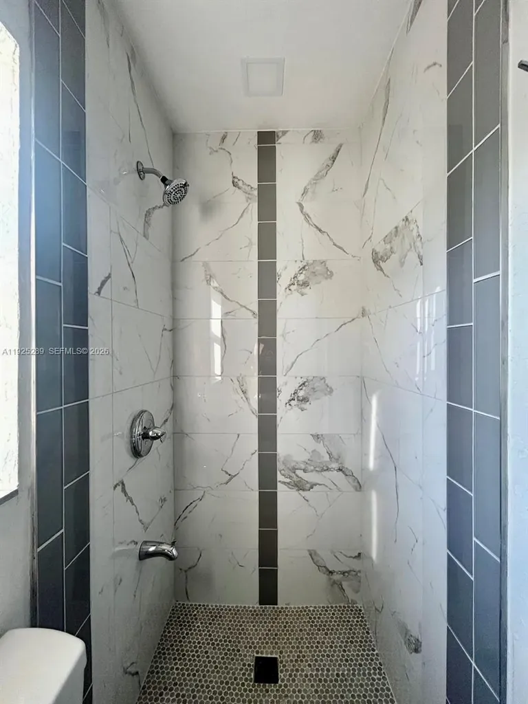 806 NW 18th Street Fort Lauderdale FL 33311