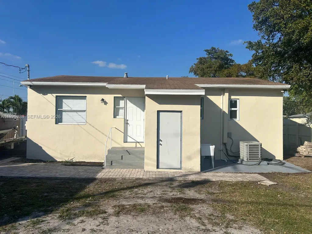 806 NW 18th Street Fort Lauderdale FL 33311