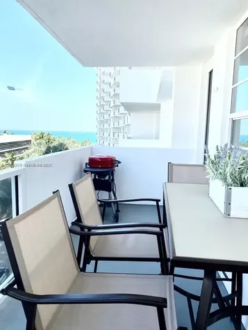 100 Lincoln Road Miami Beach FL 33139