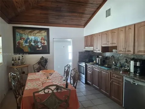 29 Bonefish Avenue Key Largo FL 33037