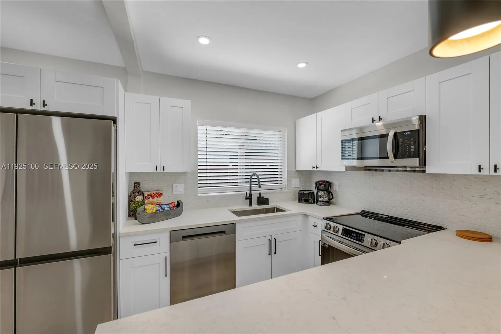 1204 NE 7th Street Pompano Beach FL 33060