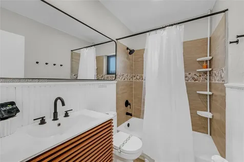 1204 NE 7th Street Pompano Beach FL 33060