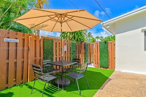 1204 NE 7th Street Pompano Beach FL 33060