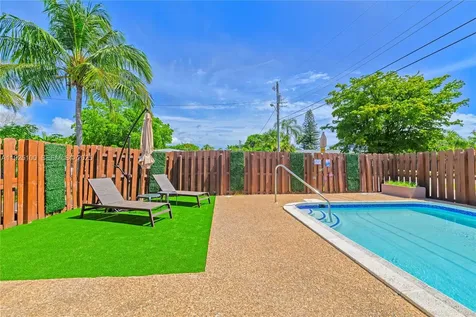 1204 NE 7th Street Pompano Beach FL 33060
