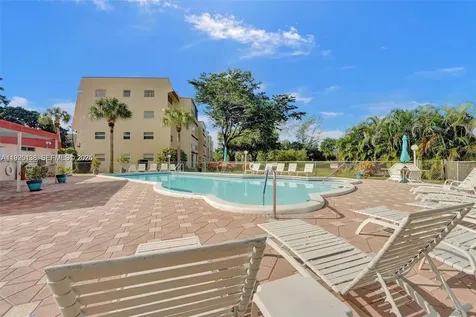 1030 Country Club Drive Margate FL 33063