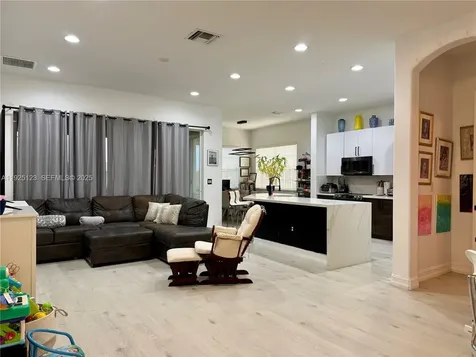 8232 NW 128th Lane Parkland FL 33076