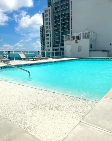 133 NE 2nd Avenue Miami FL 33132