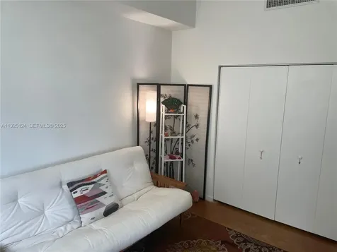 133 NE 2nd Avenue Miami FL 33132
