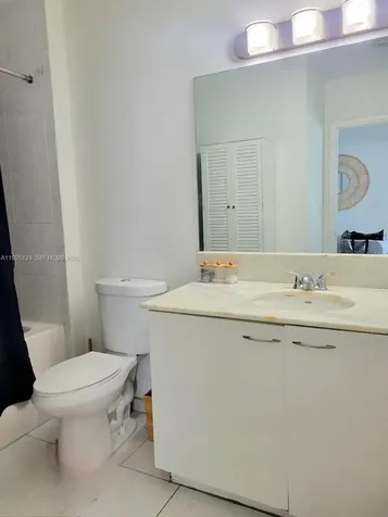 133 NE 2nd Avenue Miami FL 33132