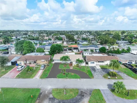 8831 NW 11th Street Pembroke Pines FL 33024