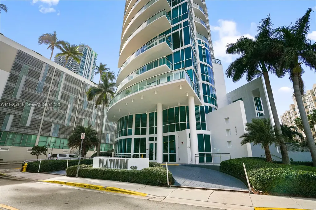480 NE 30th Street Miami FL 33137