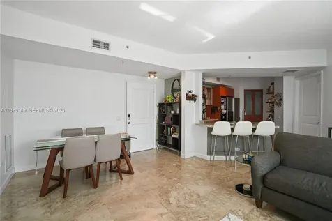480 NE 30th Street Miami FL 33137