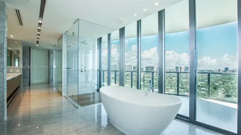 19575 Collins Avenue Sunny Isles Beach FL 33160