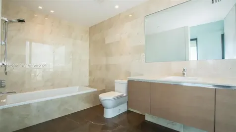 19575 Collins Avenue Sunny Isles Beach FL 33160